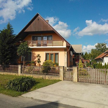 Valentin Vendégház Balatonlelle Kültér fotó